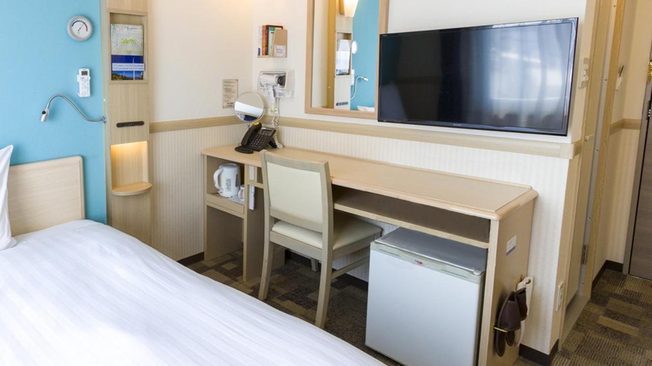 Toyoko Inn Sodegaura Eki Kita Guchi Exterior photo